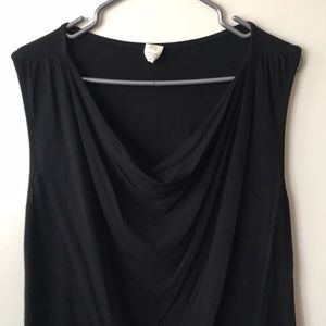 Black scoop neck Top